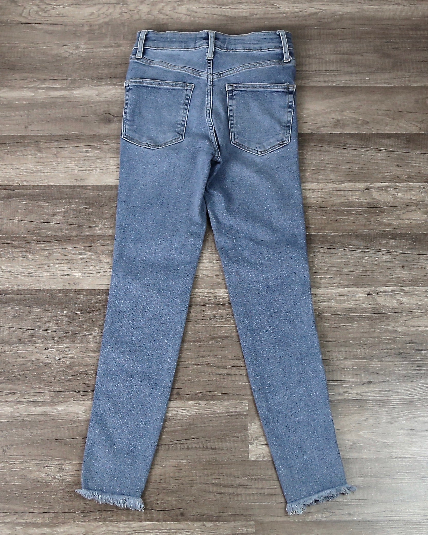 B09-OB893288-SIERRA2