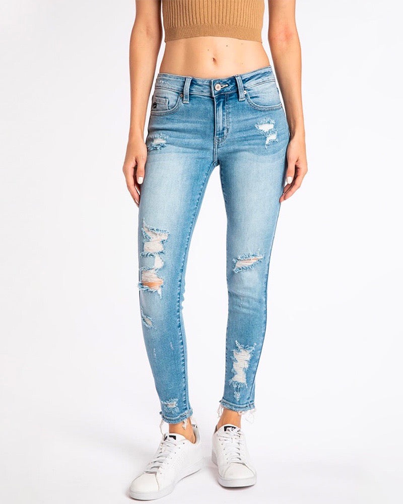 Lizzy_Distressed_Light_Wash_Faded_High_Rise_Skinny_Jeans_KC8373M_1