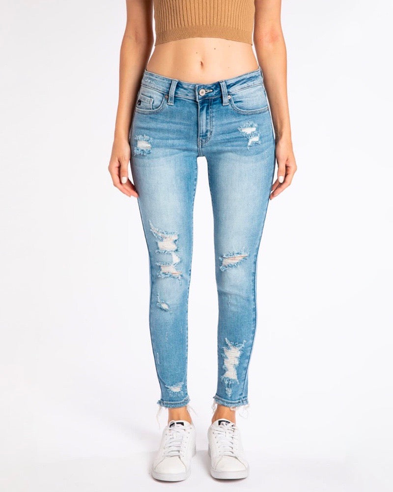 Lizzy_Distressed_Light_Wash_Faded_High_Rise_Skinny_Jeans_KC8373M_2